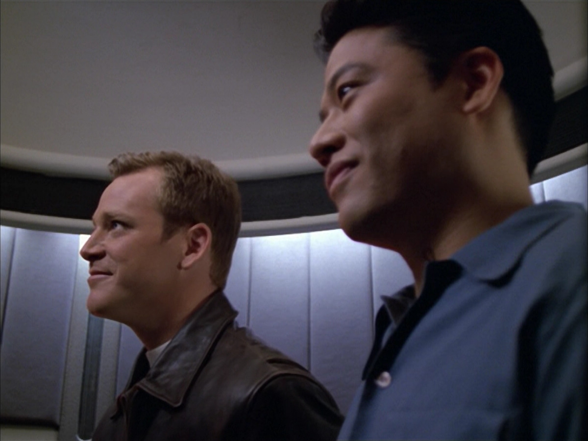 extant_StarTrek_VOY_5x09-ThirtyDays_00809.jpg