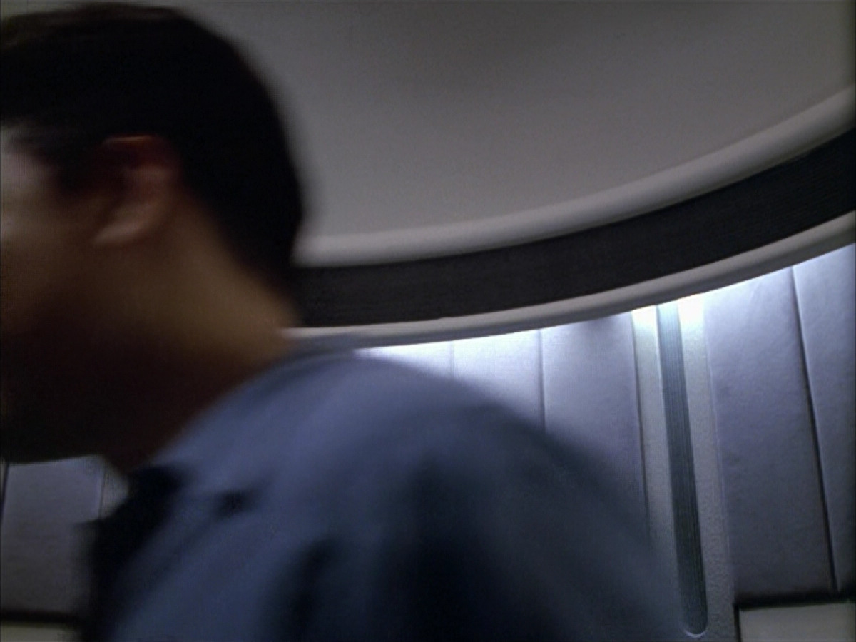 extant_StarTrek_VOY_5x09-ThirtyDays_00811.jpg