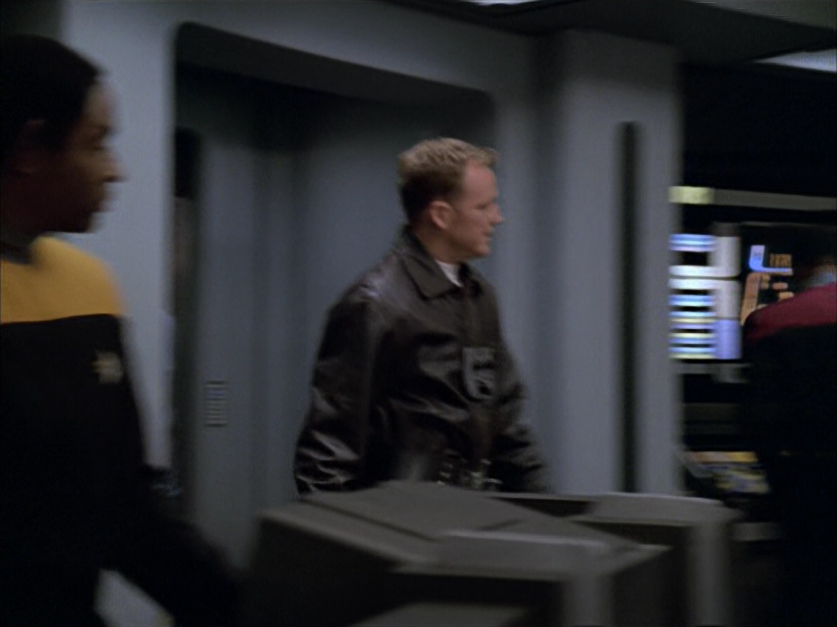 extant_StarTrek_VOY_5x09-ThirtyDays_00812.jpg