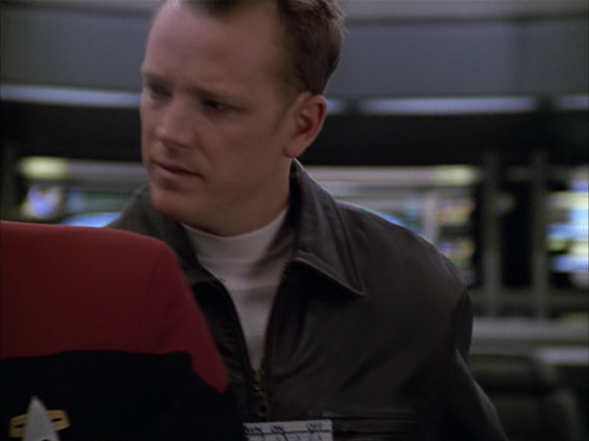 extant_StarTrek_VOY_5x09-ThirtyDays_00822.jpg