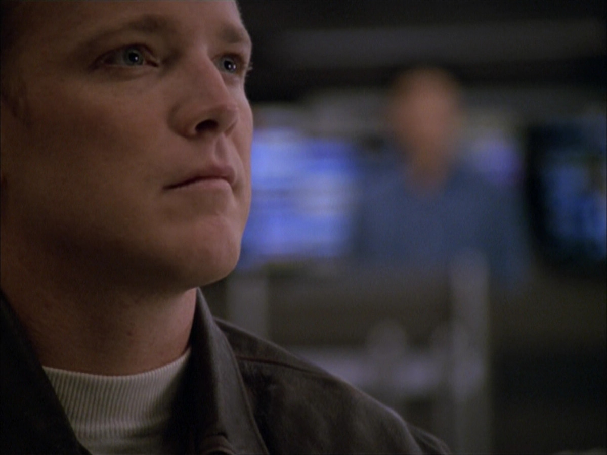 extant_StarTrek_VOY_5x09-ThirtyDays_00842.jpg