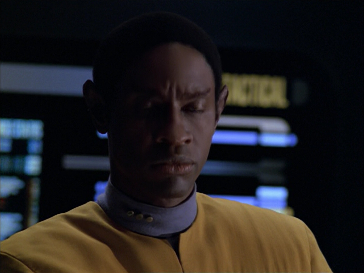 extant_StarTrek_VOY_5x09-ThirtyDays_00934.jpg