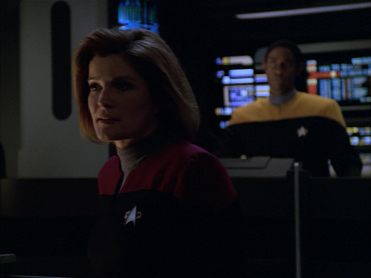 extant_StarTrek_VOY_5x09-ThirtyDays_00941.jpg
