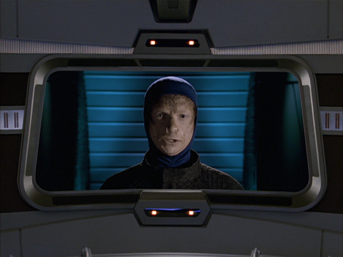 extant_StarTrek_VOY_5x09-ThirtyDays_00949.jpg