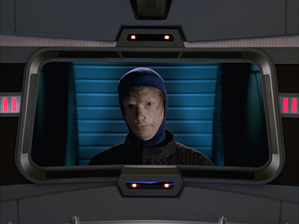 extant_StarTrek_VOY_5x09-ThirtyDays_00956.jpg