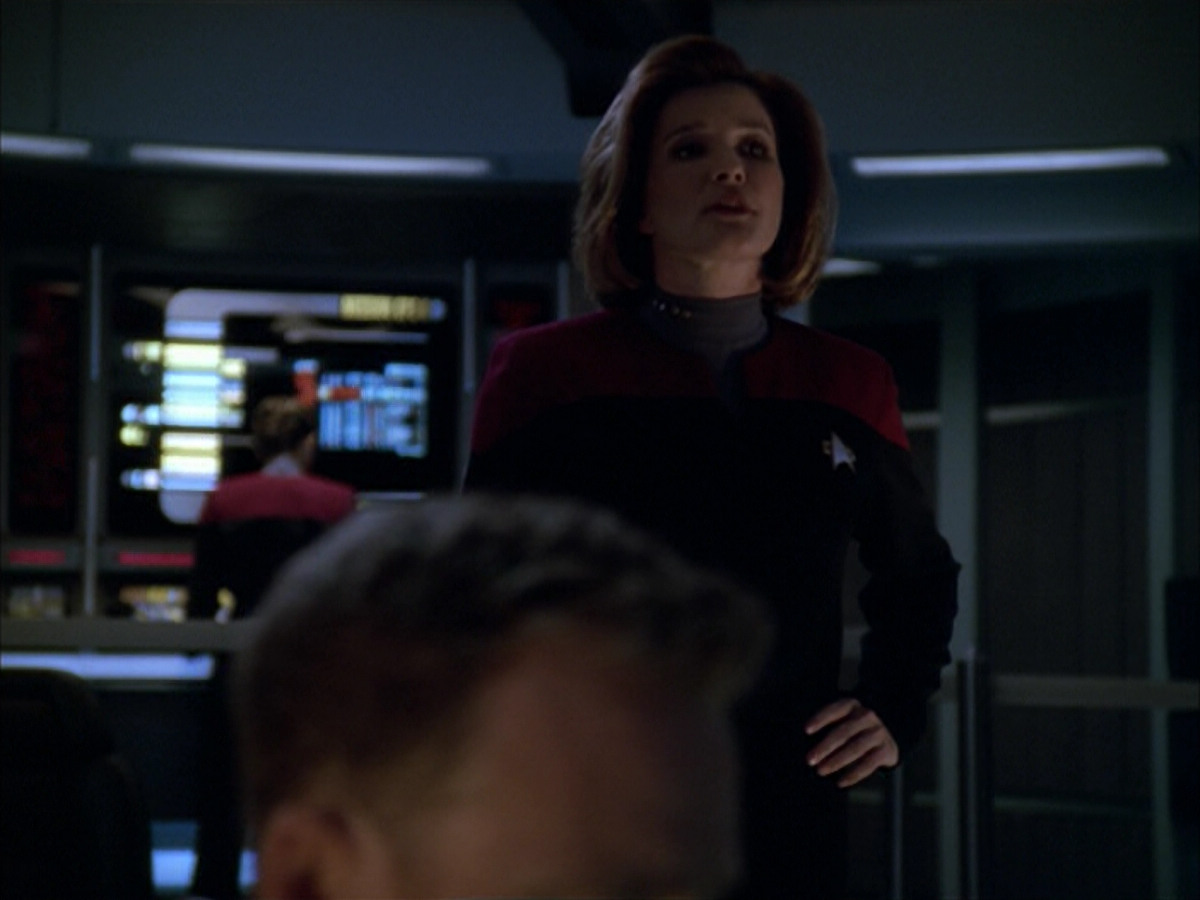 extant_StarTrek_VOY_5x09-ThirtyDays_00959.jpg