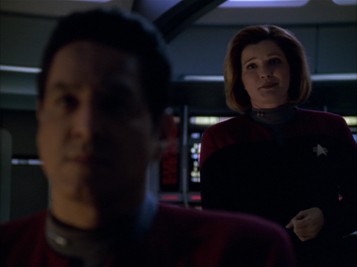 extant_StarTrek_VOY_5x09-ThirtyDays_00981.jpg