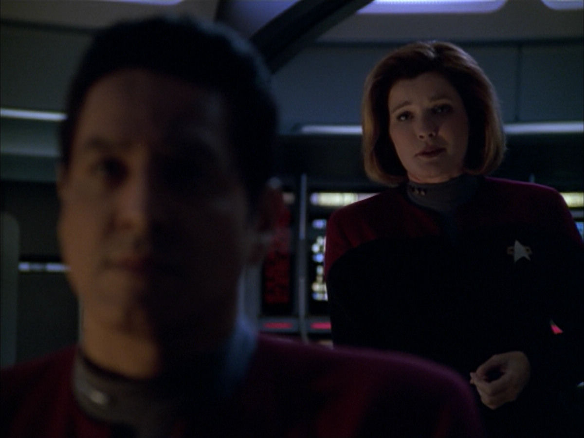 extant_StarTrek_VOY_5x09-ThirtyDays_00983.jpg
