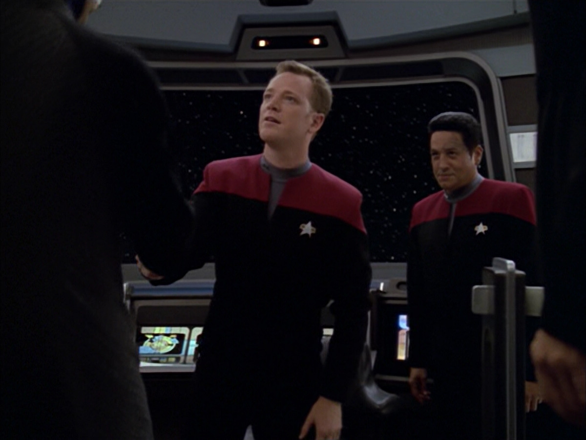 extant_StarTrek_VOY_5x09-ThirtyDays_01040.jpg