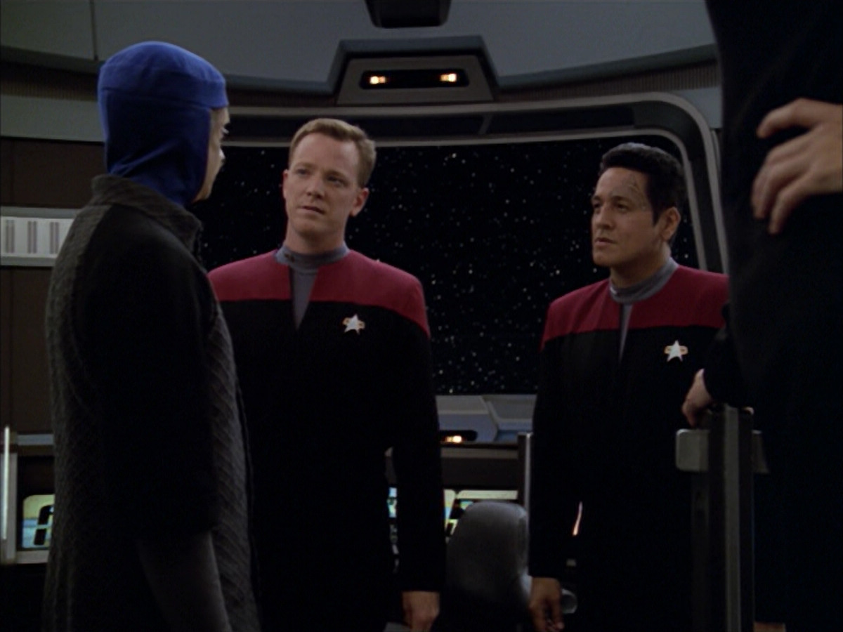 extant_StarTrek_VOY_5x09-ThirtyDays_01049.jpg