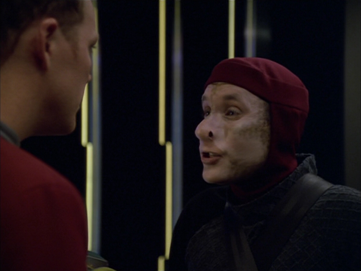 extant_StarTrek_VOY_5x09-ThirtyDays_03055.jpg