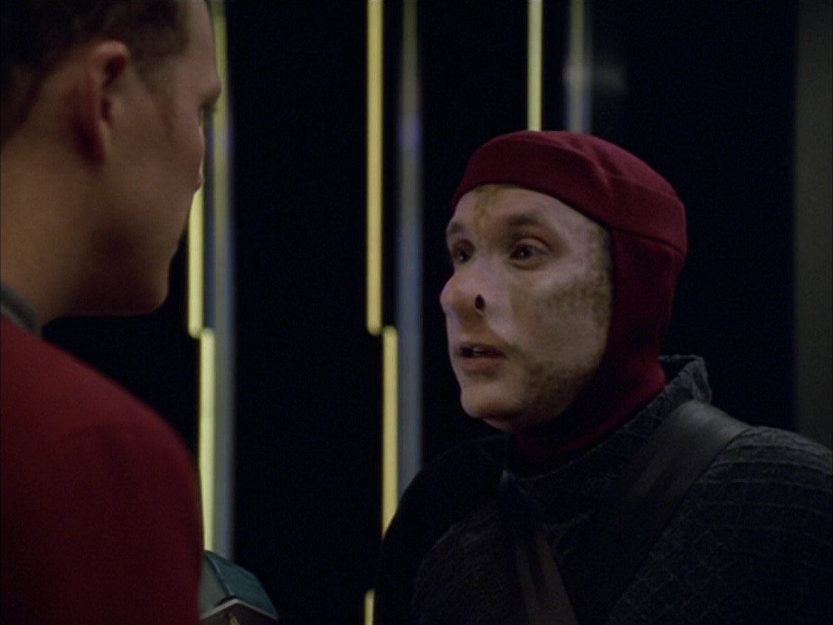 extant_StarTrek_VOY_5x09-ThirtyDays_03057.jpg