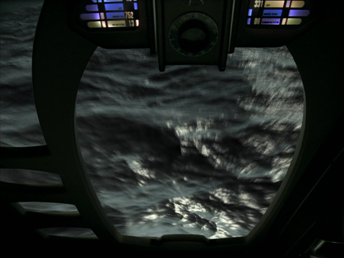 extant_StarTrek_VOY_5x09-ThirtyDays_03156.jpg