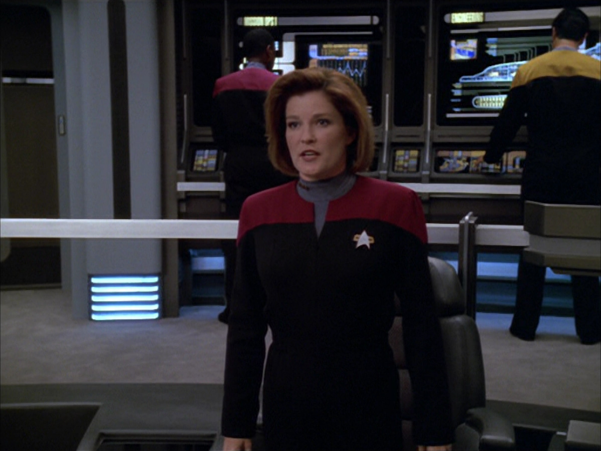 extant_StarTrek_VOY_5x09-ThirtyDays_03182.jpg