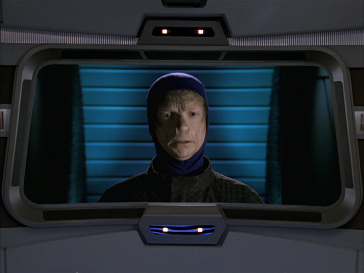 extant_StarTrek_VOY_5x09-ThirtyDays_03184.jpg