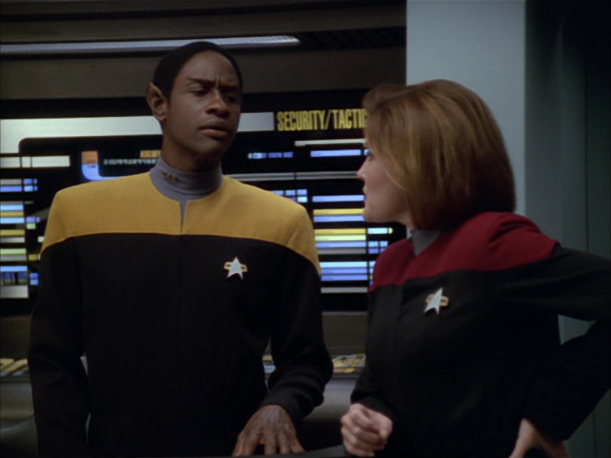 extant_StarTrek_VOY_5x09-ThirtyDays_03344.jpg