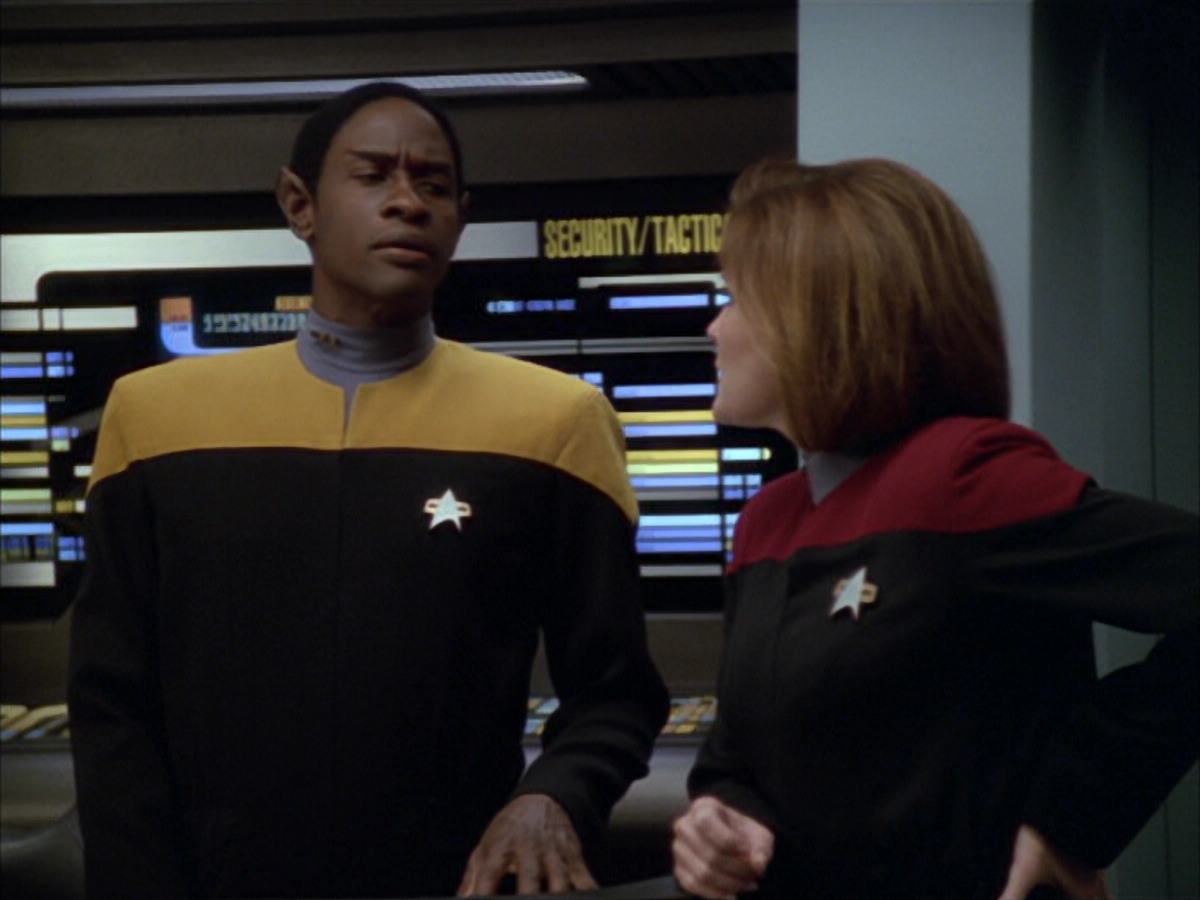 extant_StarTrek_VOY_5x09-ThirtyDays_03345.jpg