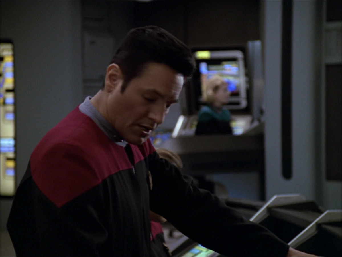 extant_StarTrek_VOY_5x09-ThirtyDays_03378.jpg