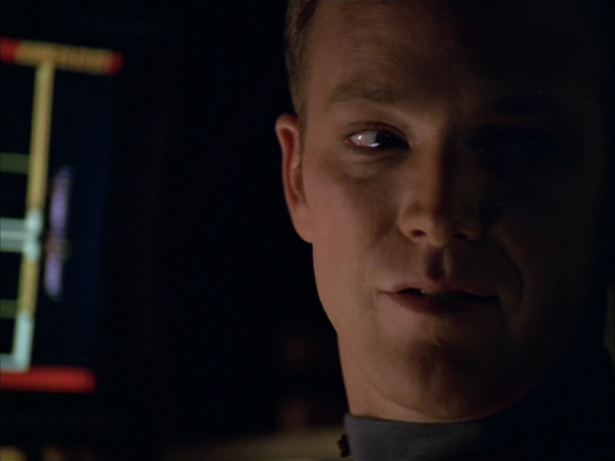 extant_StarTrek_VOY_5x09-ThirtyDays_03410.jpg