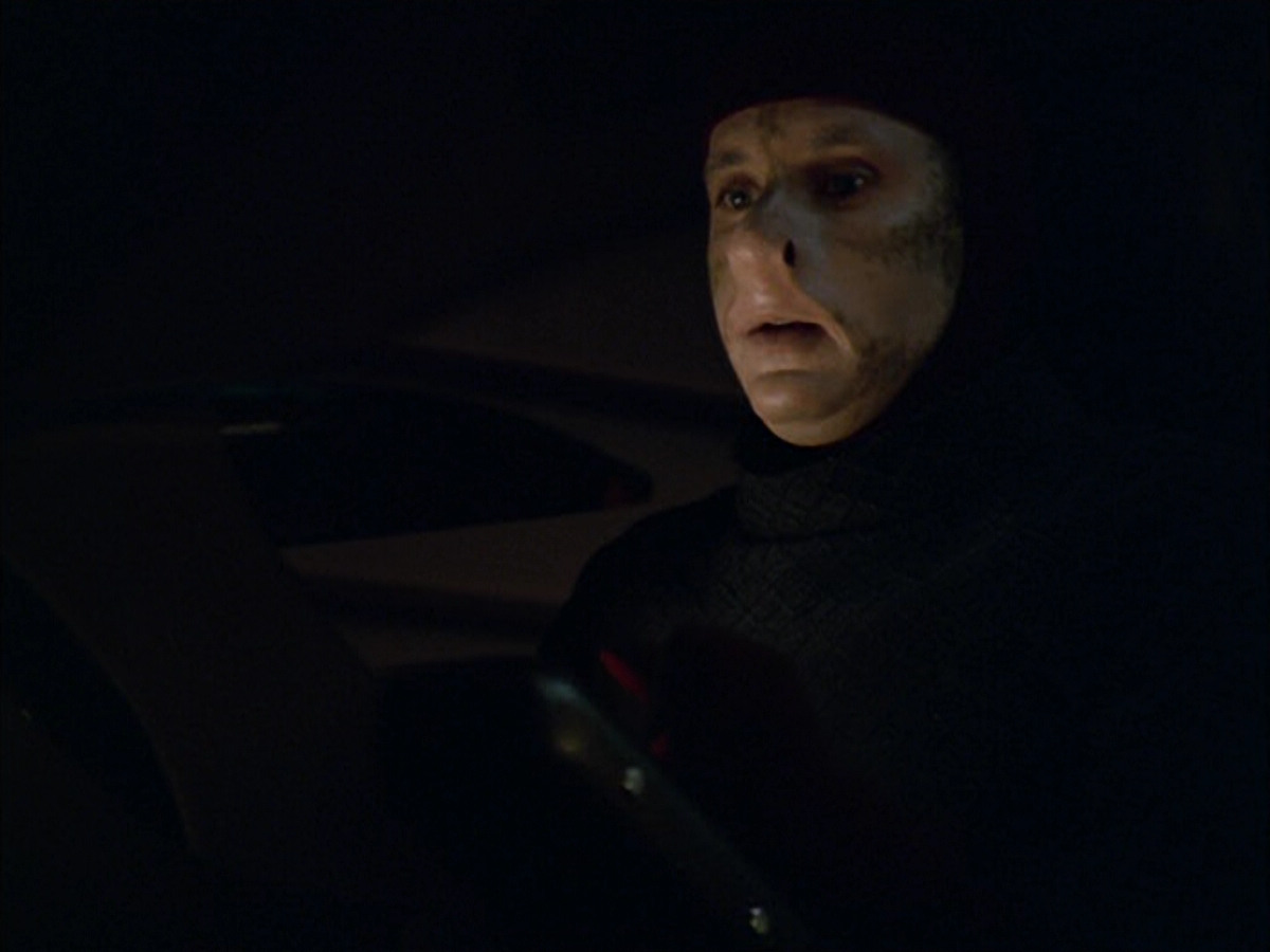 extant_StarTrek_VOY_5x09-ThirtyDays_03418.jpg