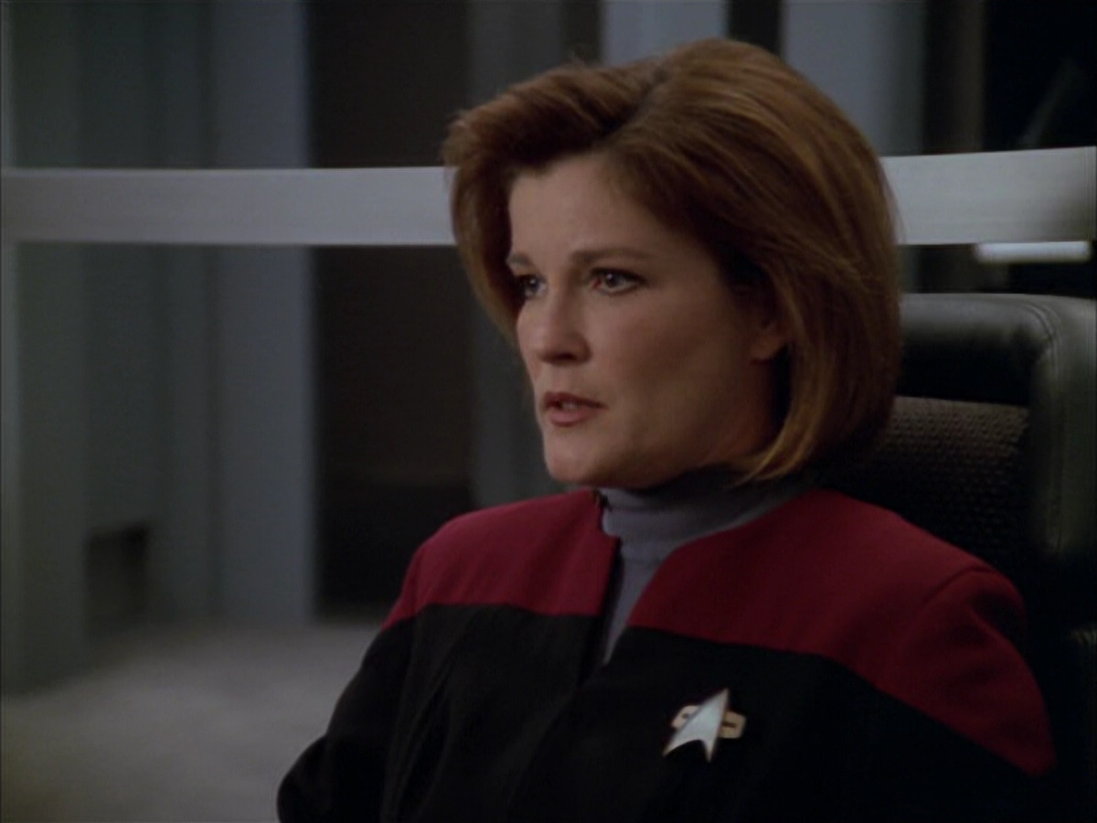 extant_StarTrek_VOY_5x09-ThirtyDays_03429.jpg