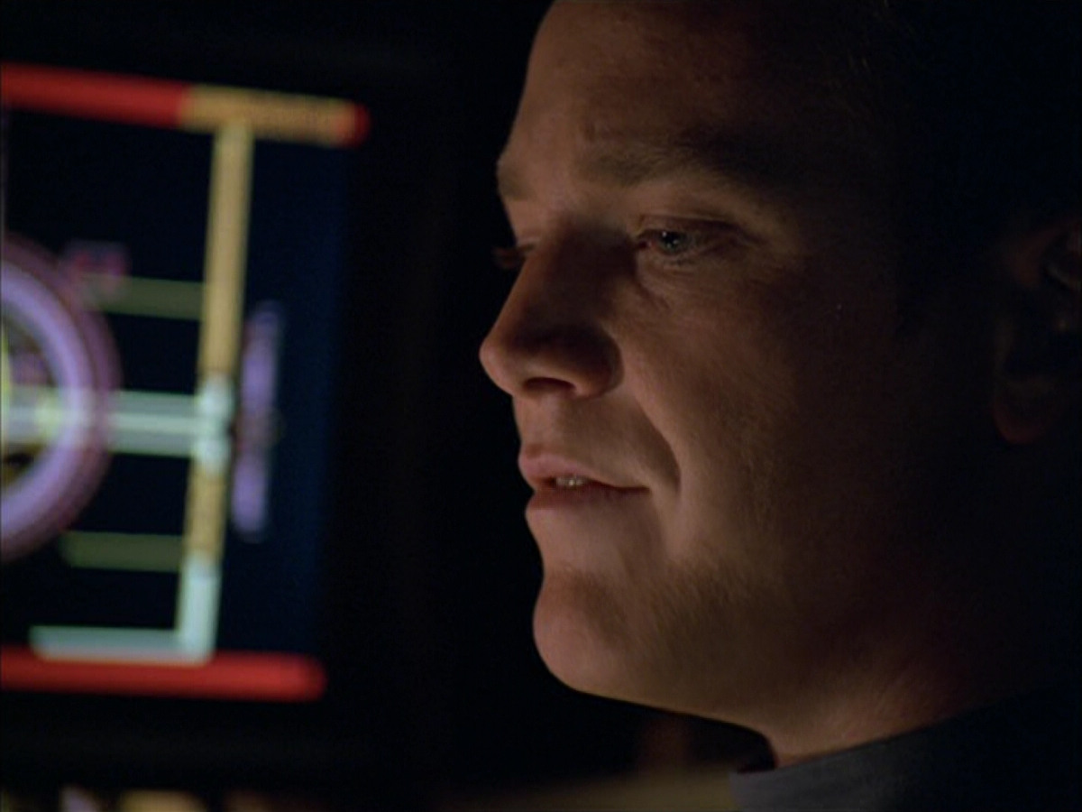 extant_StarTrek_VOY_5x09-ThirtyDays_03454.jpg