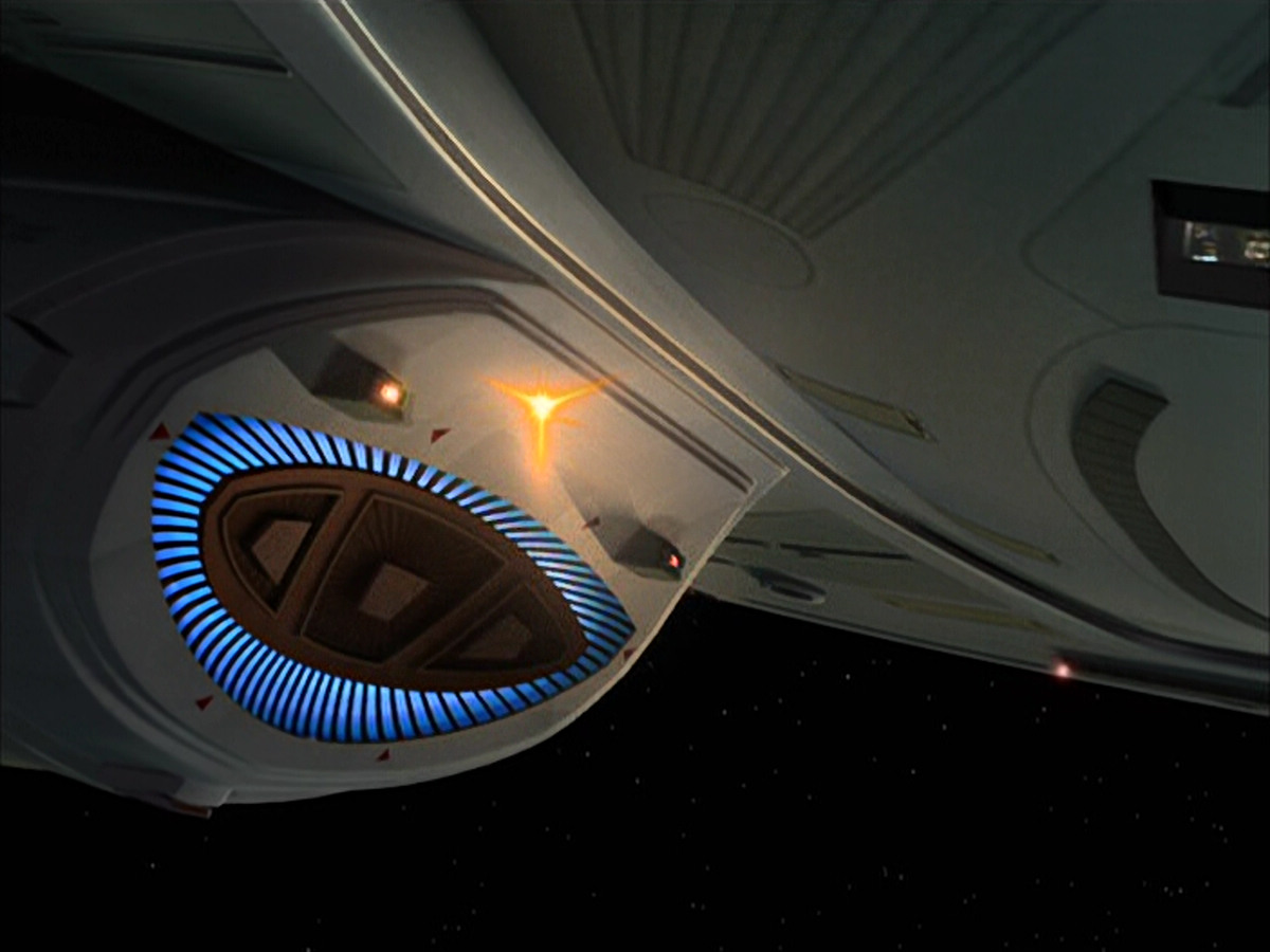 extant_StarTrek_VOY_5x09-ThirtyDays_03465.jpg