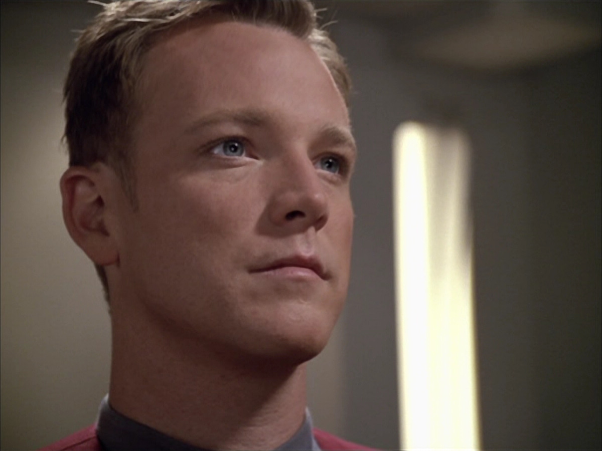 extant_StarTrek_VOY_5x09-ThirtyDays_03521.jpg