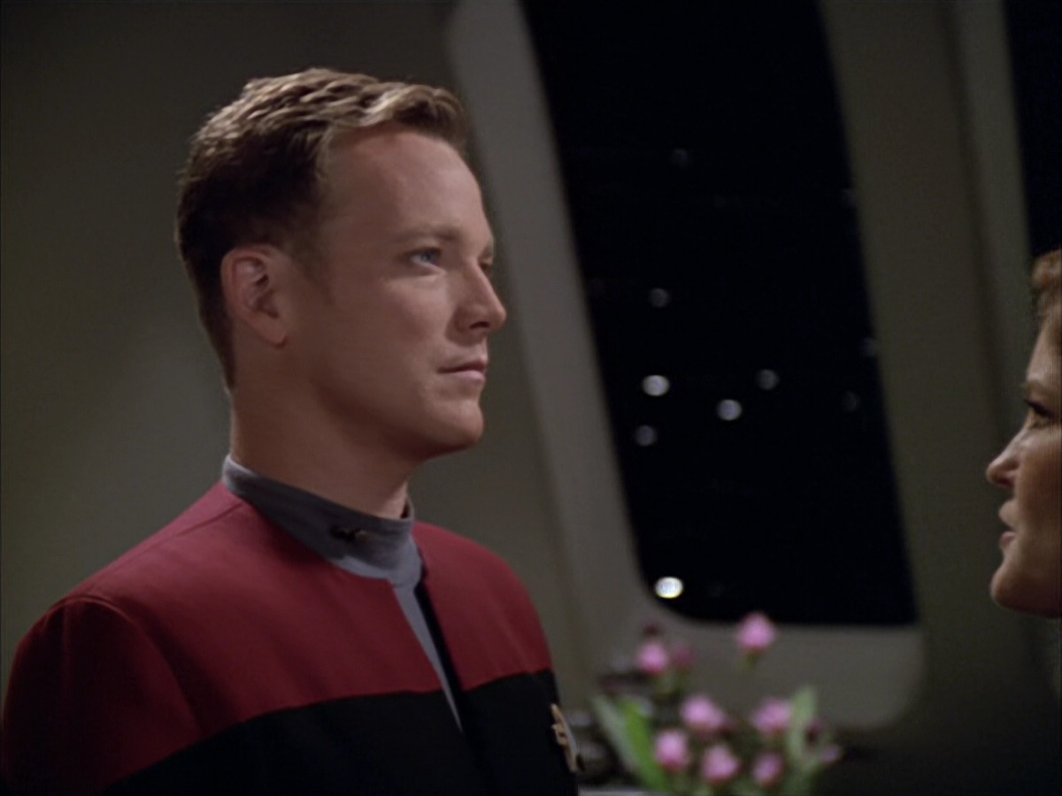 extant_StarTrek_VOY_5x09-ThirtyDays_03528.jpg