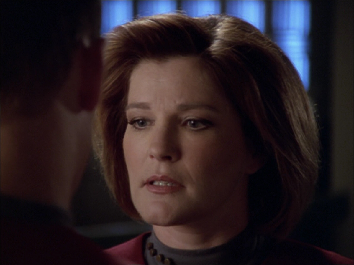 extant_StarTrek_VOY_5x09-ThirtyDays_03596.jpg