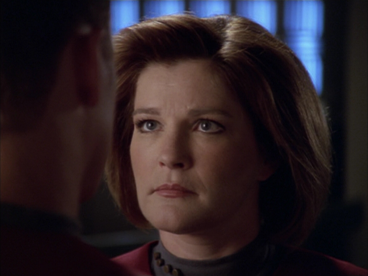 extant_StarTrek_VOY_5x09-ThirtyDays_03602.jpg