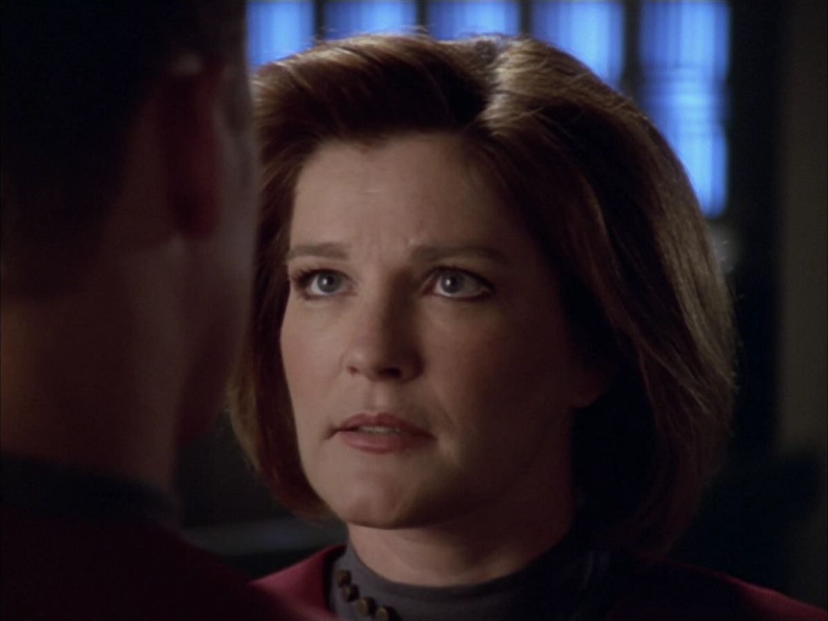 extant_StarTrek_VOY_5x09-ThirtyDays_03605.jpg