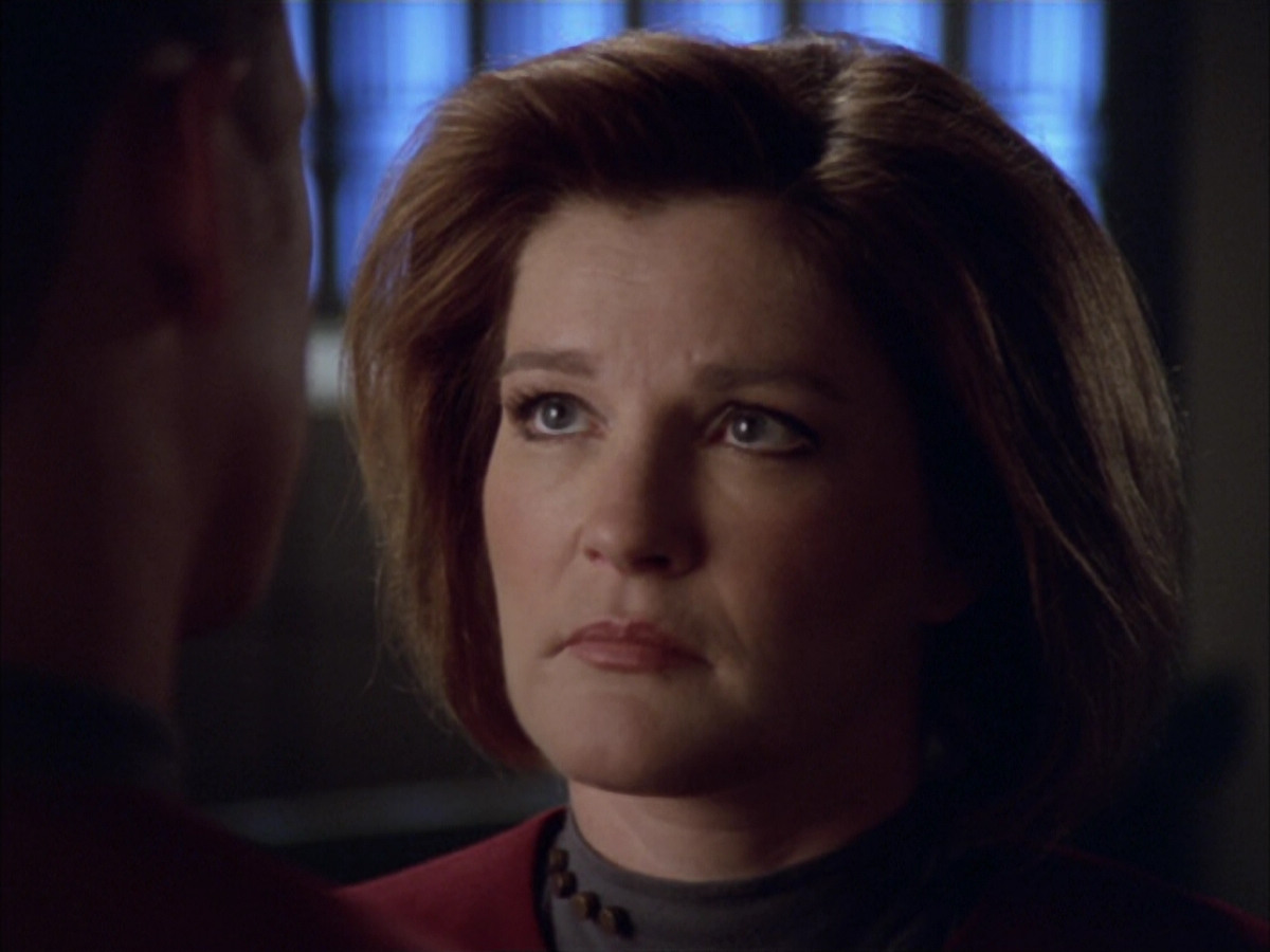 extant_StarTrek_VOY_5x09-ThirtyDays_03641.jpg