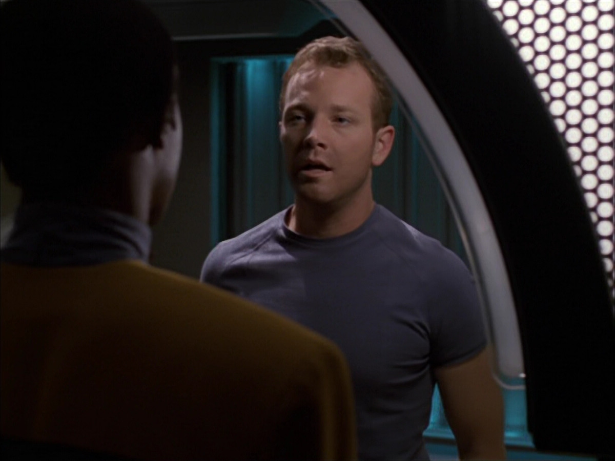 extant_StarTrek_VOY_5x09-ThirtyDays_03675.jpg