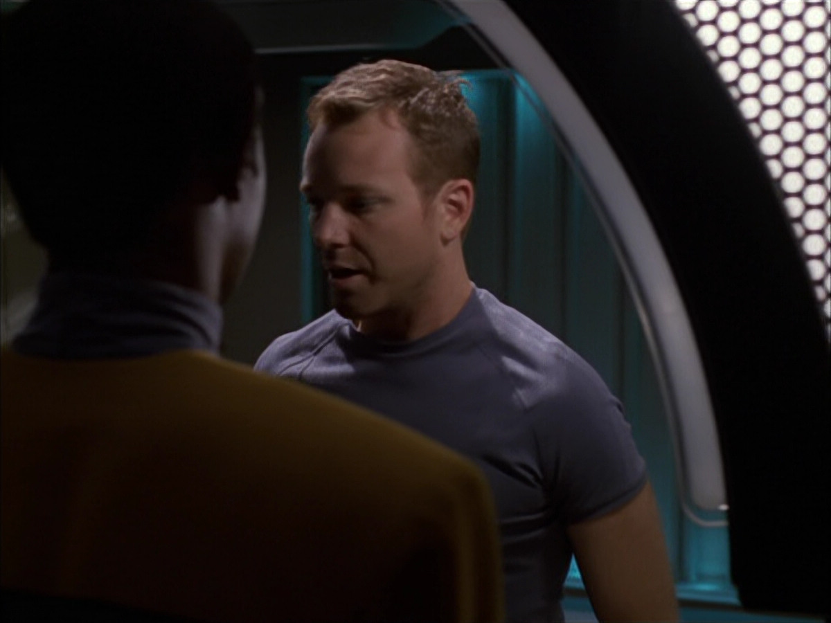 extant_StarTrek_VOY_5x09-ThirtyDays_03677.jpg