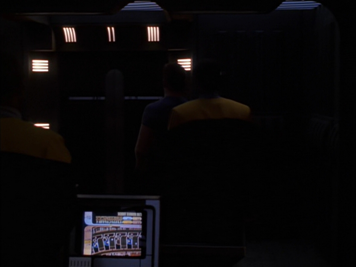 extant_StarTrek_VOY_5x09-ThirtyDays_03683.jpg