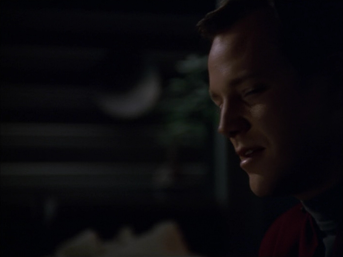 extant_StarTrek_VOY_5x09-ThirtyDays_03749.jpg