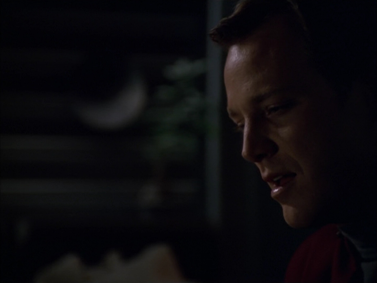 extant_StarTrek_VOY_5x09-ThirtyDays_03751.jpg