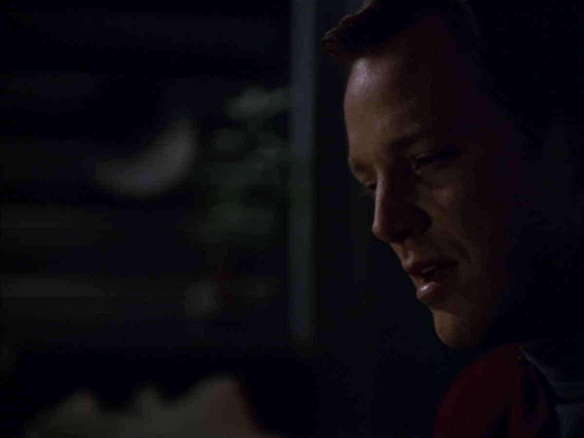 extant_StarTrek_VOY_5x09-ThirtyDays_03752.jpg