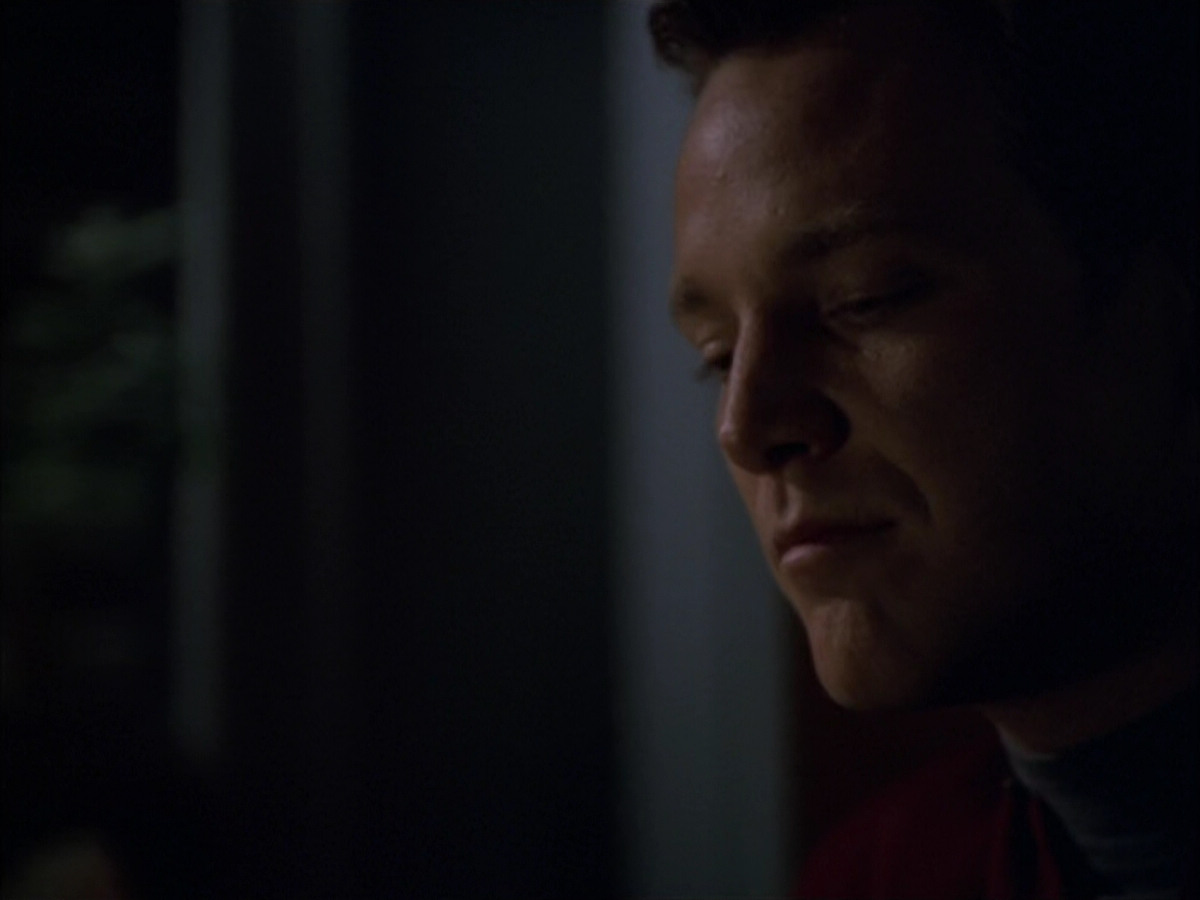 extant_StarTrek_VOY_5x09-ThirtyDays_03758.jpg