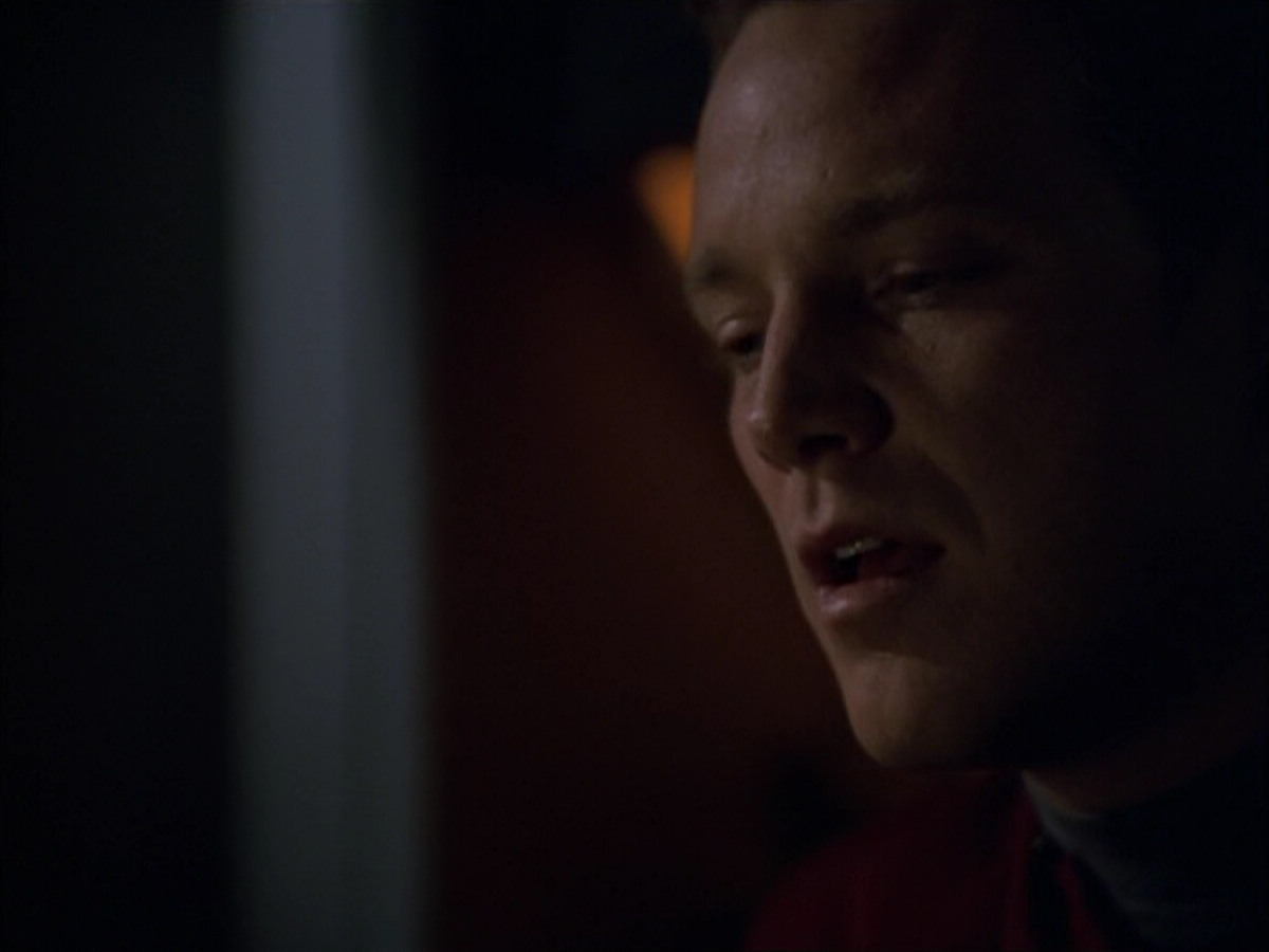 extant_StarTrek_VOY_5x09-ThirtyDays_03765.jpg