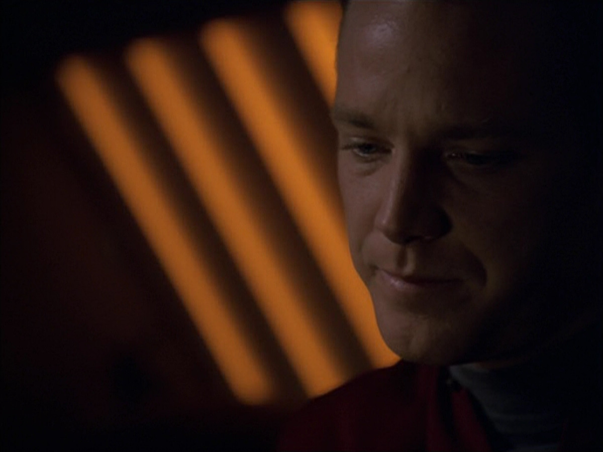 extant_StarTrek_VOY_5x09-ThirtyDays_03779.jpg