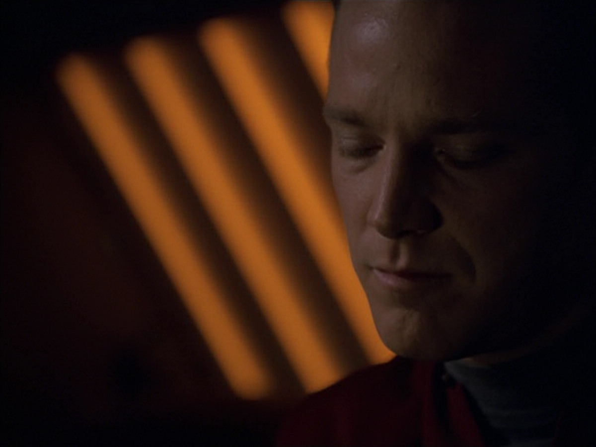extant_StarTrek_VOY_5x09-ThirtyDays_03782.jpg