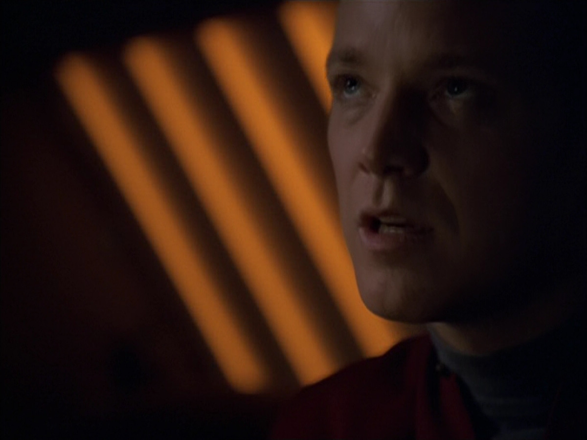 extant_StarTrek_VOY_5x09-ThirtyDays_03783.jpg