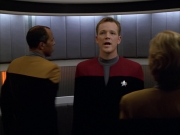 extant_StarTrek_VOY_5x09-ThirtyDays_00066.jpg