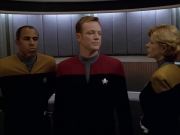 extant_StarTrek_VOY_5x09-ThirtyDays_00067.jpg