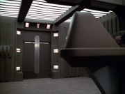 extant_StarTrek_VOY_5x09-ThirtyDays_00070.jpg