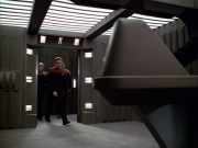 extant_StarTrek_VOY_5x09-ThirtyDays_00072.jpg