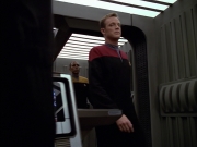 extant_StarTrek_VOY_5x09-ThirtyDays_00077.jpg