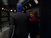 extant_StarTrek_VOY_5x09-ThirtyDays_01004.jpg
